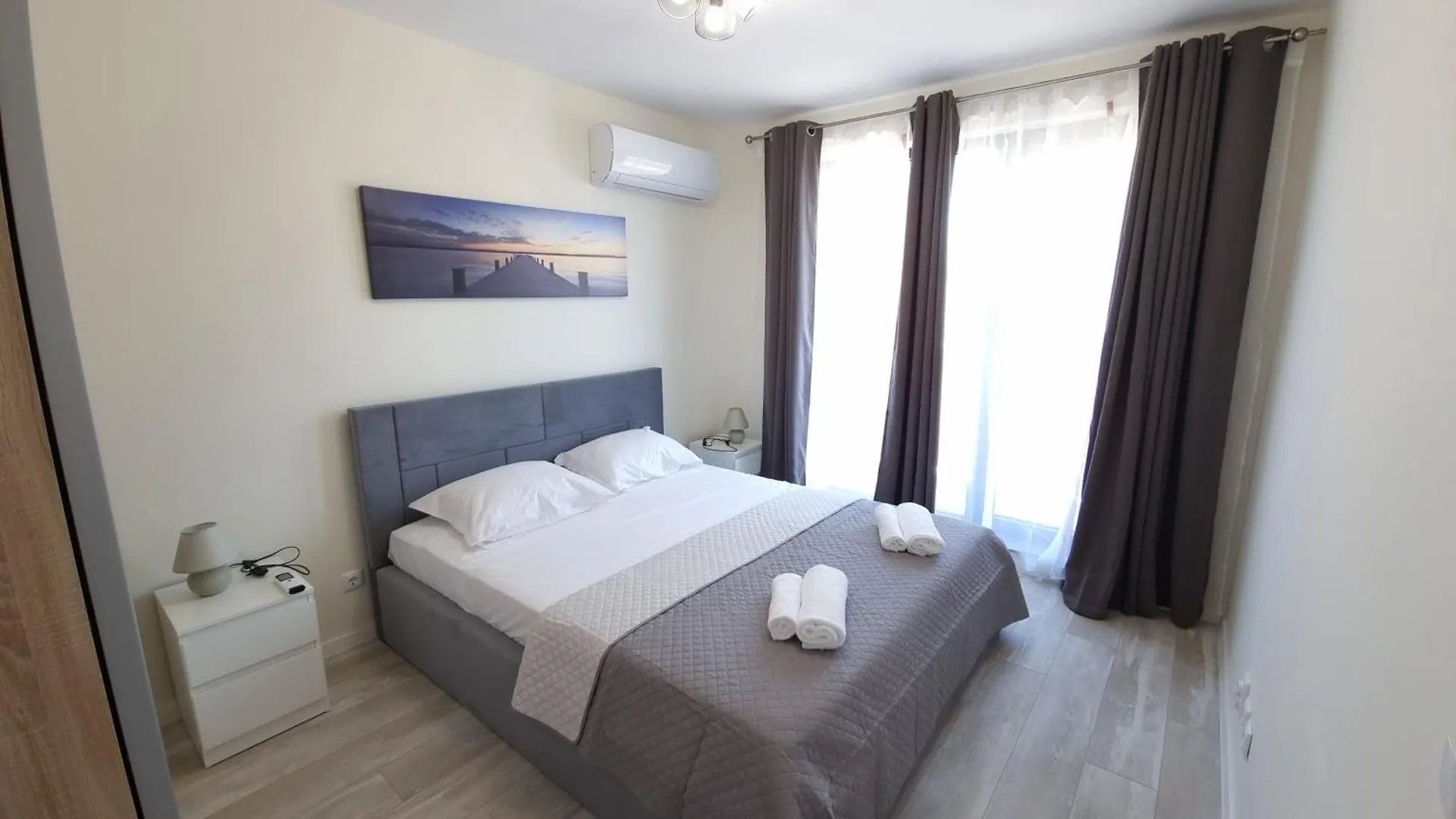 Апартаменти Жилищна Сграда Орех Varna Apartment